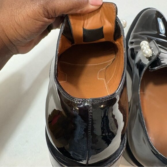 Givenchy Pearl Accent Derby Oxfords Size 38 Black Patent Leather Slip On Loafers - Picture 7 of 16